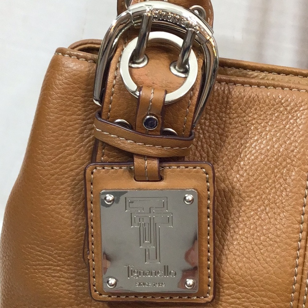 Tignanello tan leather satchel bag silver hardware - Picture 2 of 11